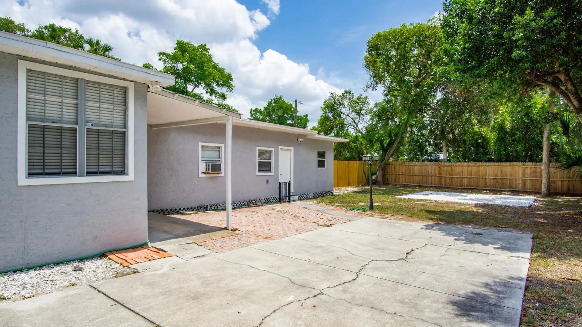 Nyaraló 10 Beds! Large Home Groups Multiple Families Tampa