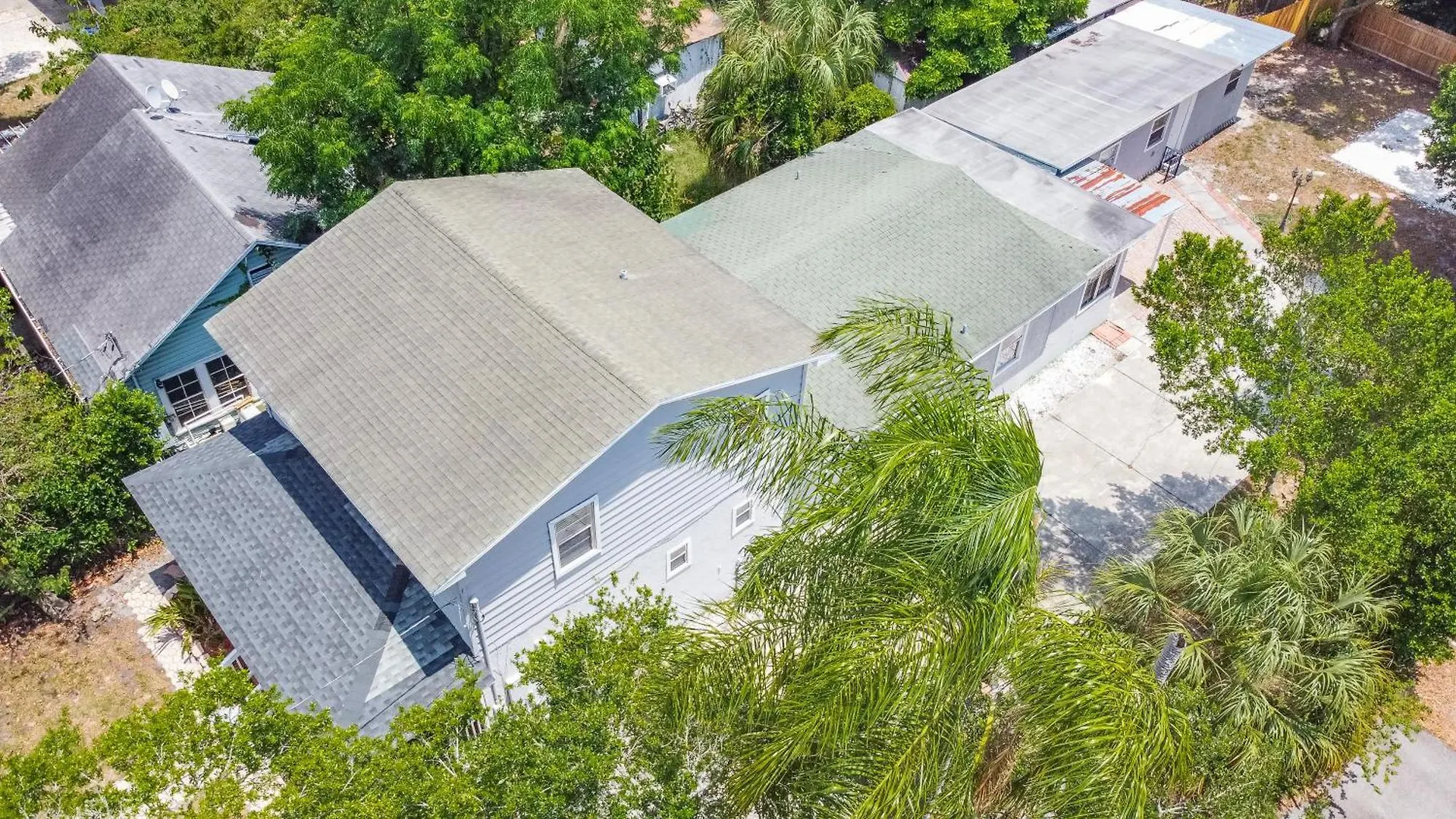 10 Beds! Large Home Groups Multiple Families Tampa 0*,